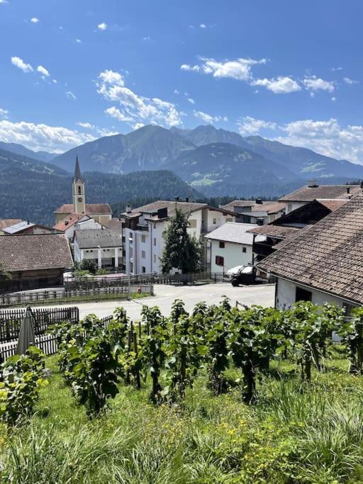 Swiss Chalet Near Flims Trin Exterior foto